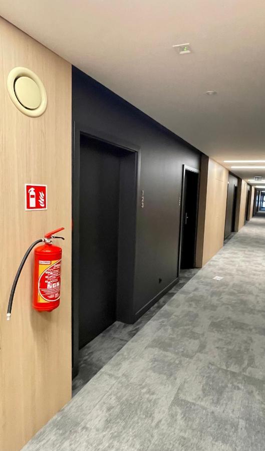Plac Wolnosci 6 Contactless Check-In 24H Poznan Ngoại thất bức ảnh