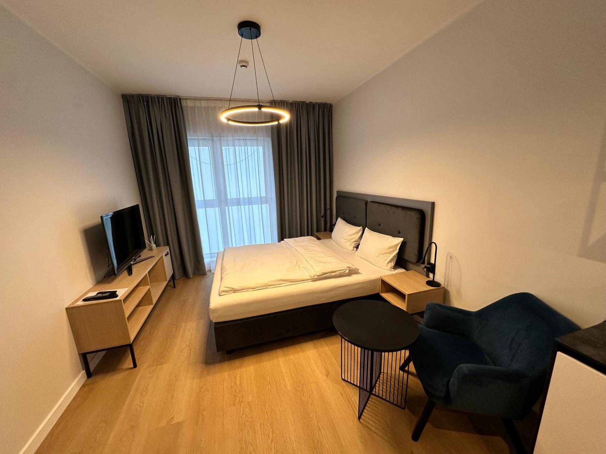 Plac Wolnosci 6 Contactless Check-In 24H Poznan Ngoại thất bức ảnh